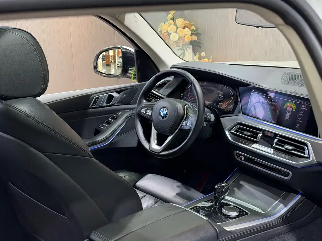 BMW X5 2020 xDrive40i M Sport