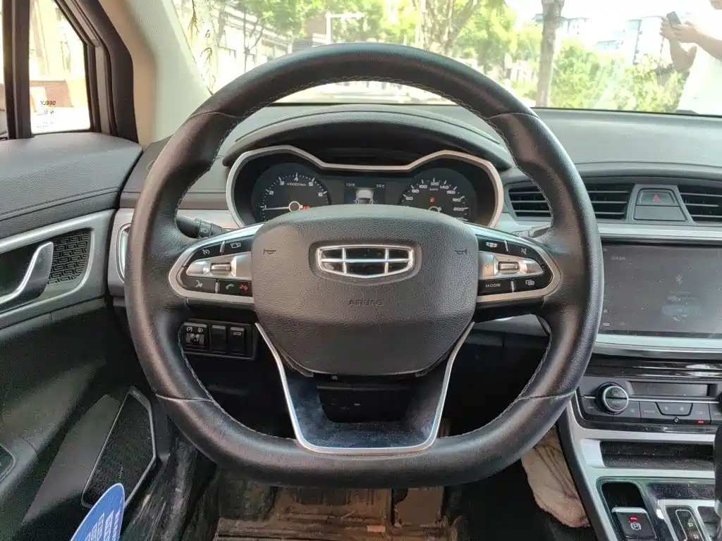 Geely Emgrand GS — миниатюра 6