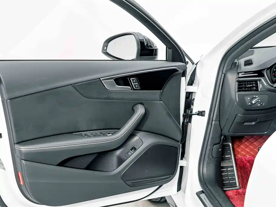 Audi A4L — миниатюра 17
