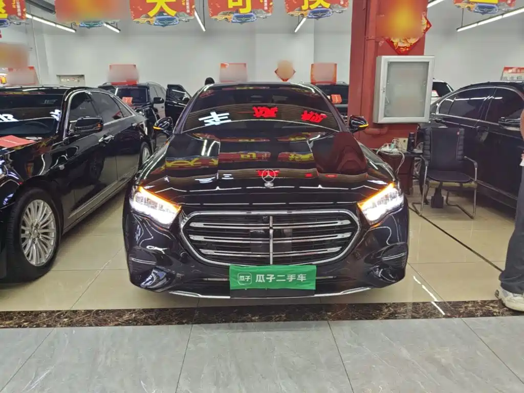Mercedes-Benz E-Class — миниатюра 3