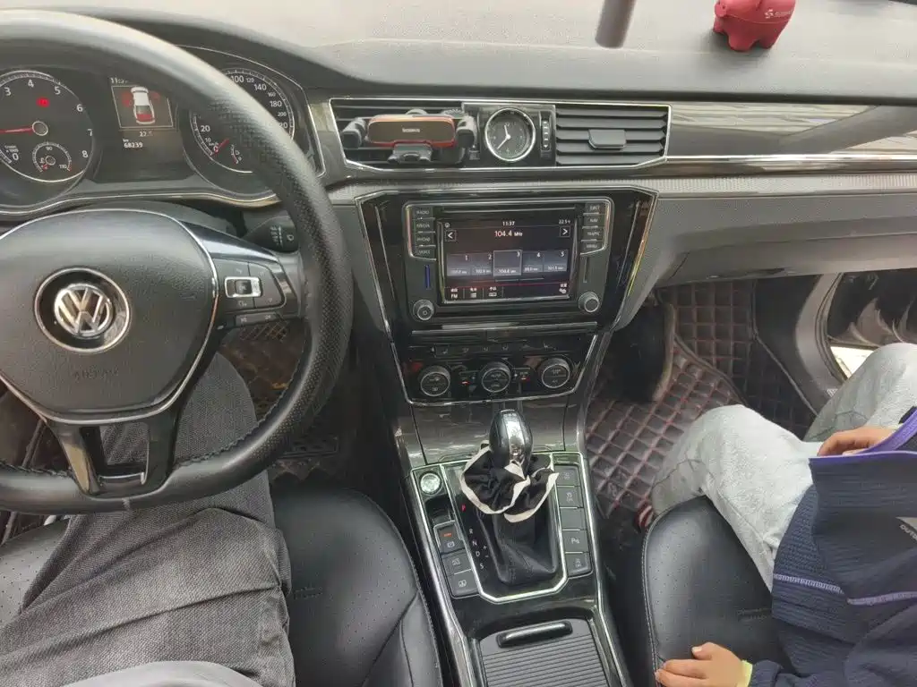 Volkswagen Passat — миниатюра 6