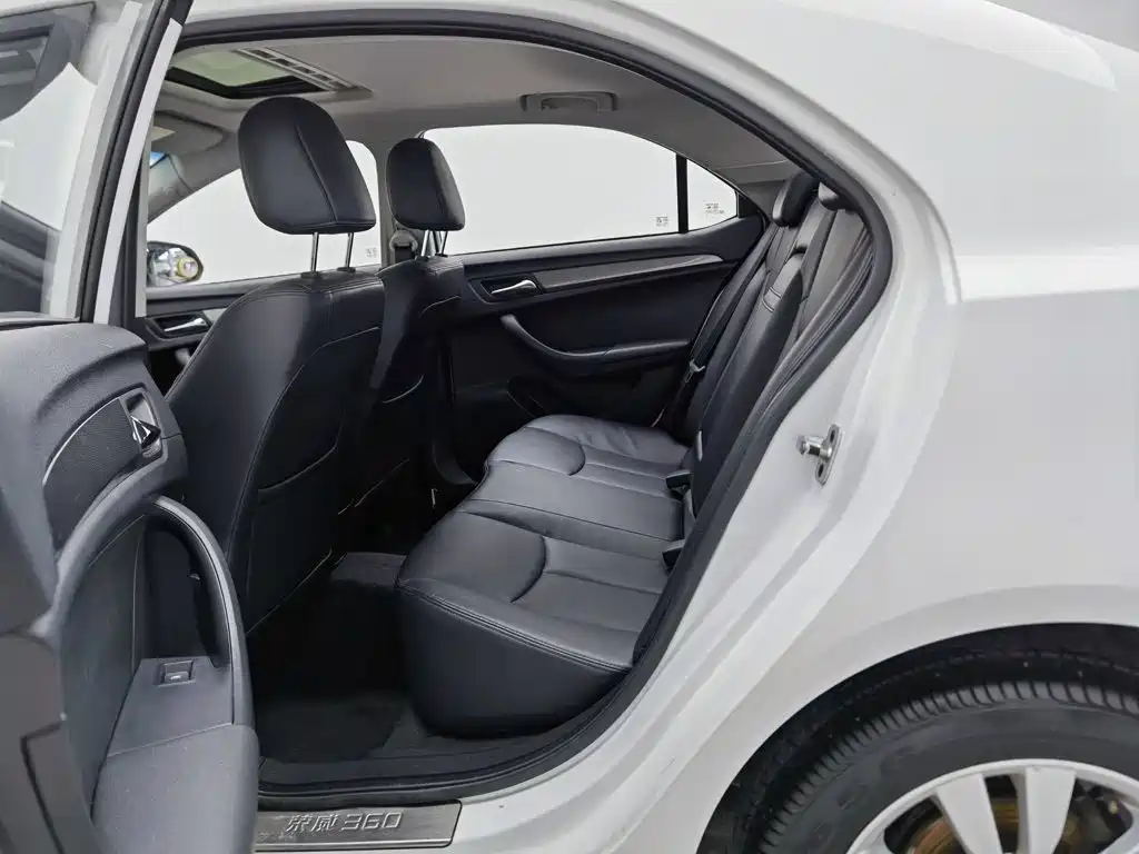 Roewe 360 — миниатюра 15