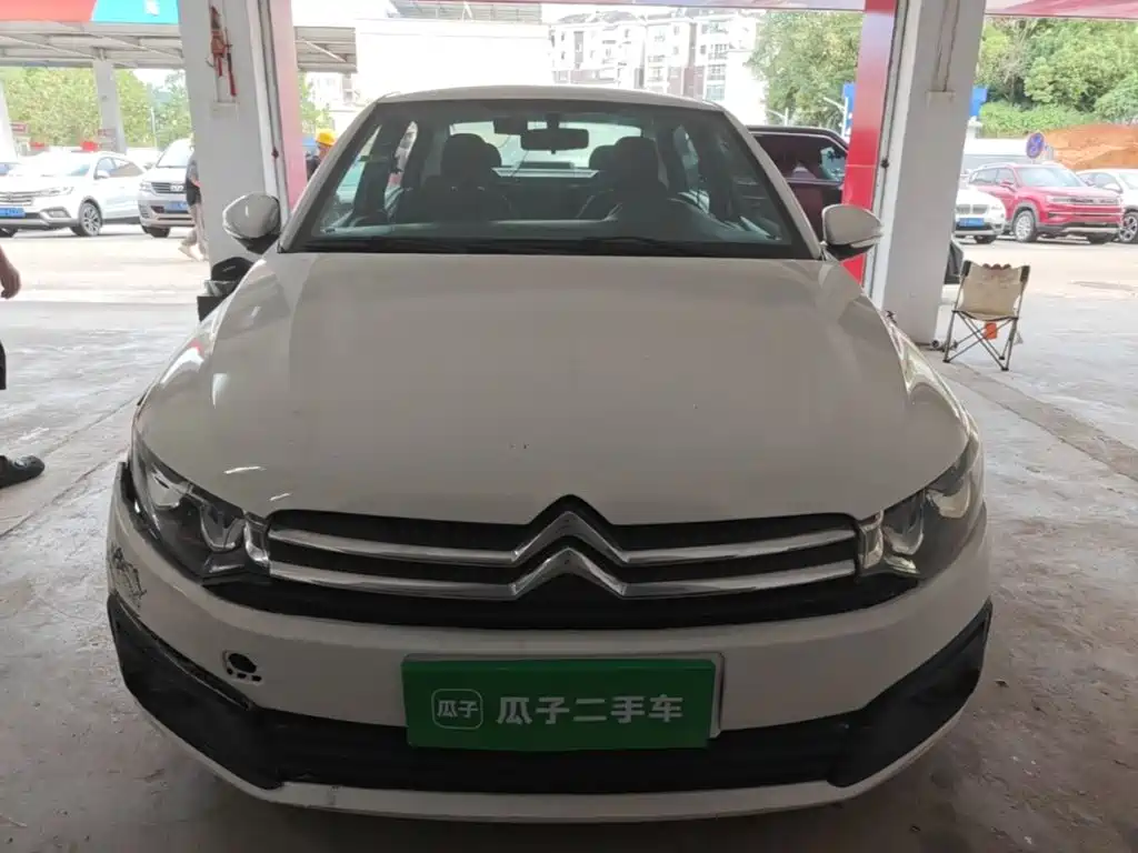 Citroen Elysee — миниатюра 3