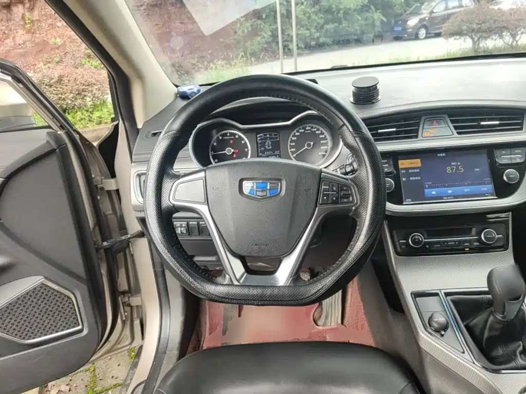Geely Emgrand GS — миниатюра 11