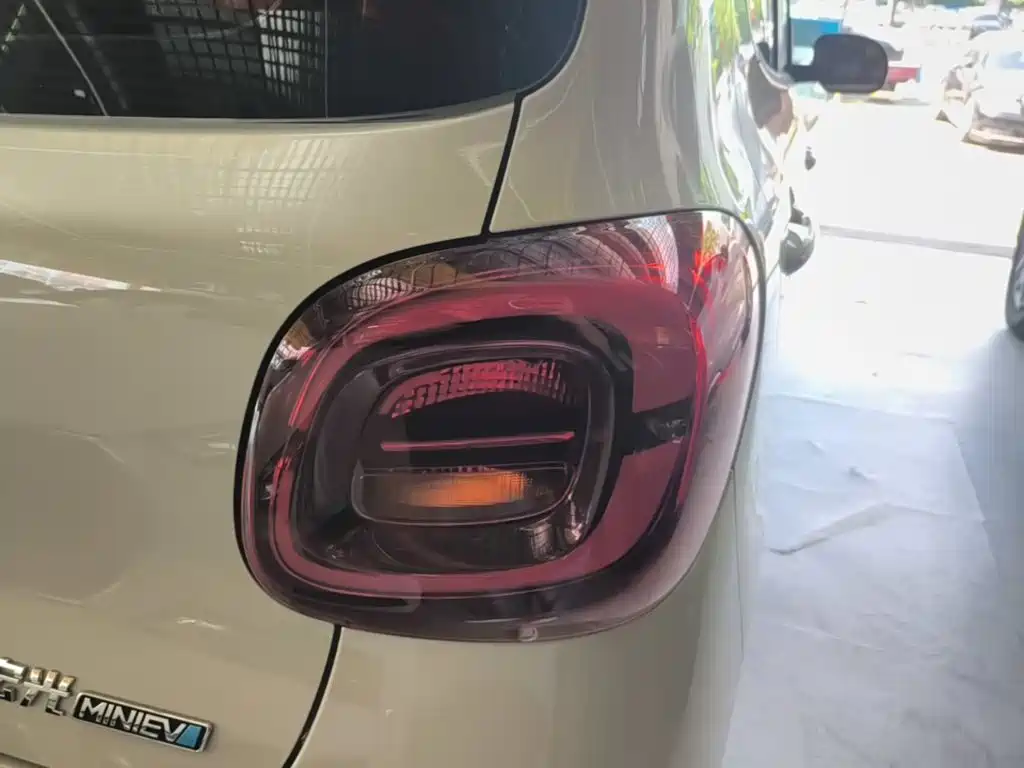 Wuling Mini EV MINIEV 2025