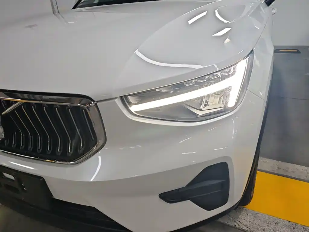 Volvo XC40 — миниатюра 24