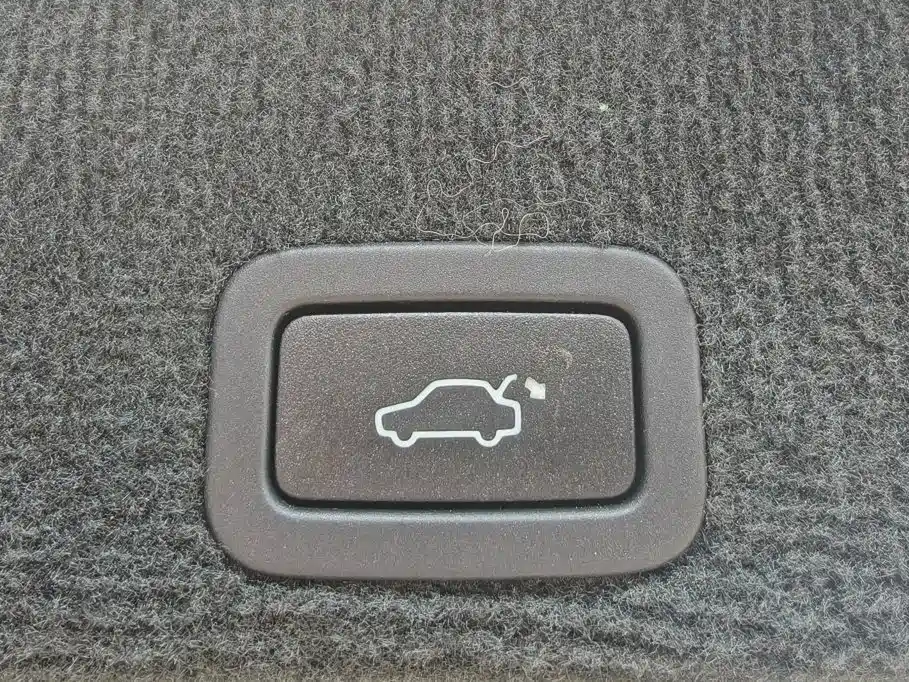 Volvo XC60 (Import) — миниатюра 16