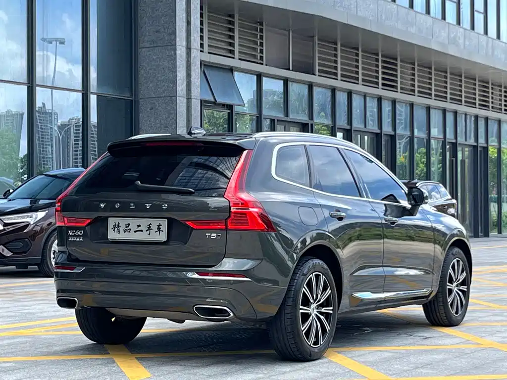 Volvo XC60 2021 T5 Luxury