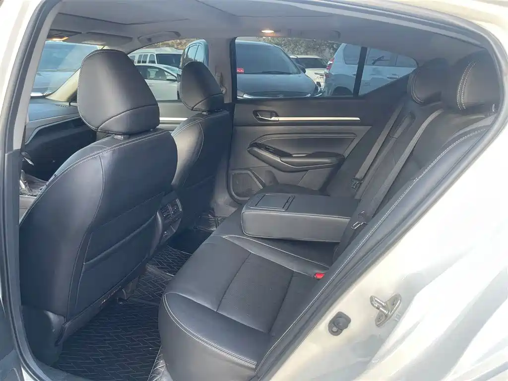 Nissan Altima 2021 2.0L XL Upper AD1