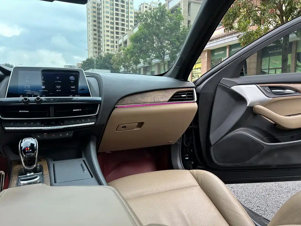 Cadillac CT5 — миниатюра 18