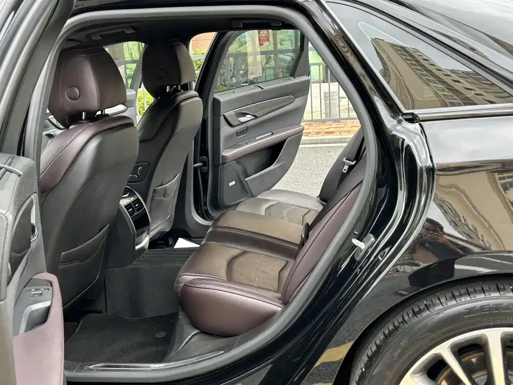 Cadillac CT6 — миниатюра 12
