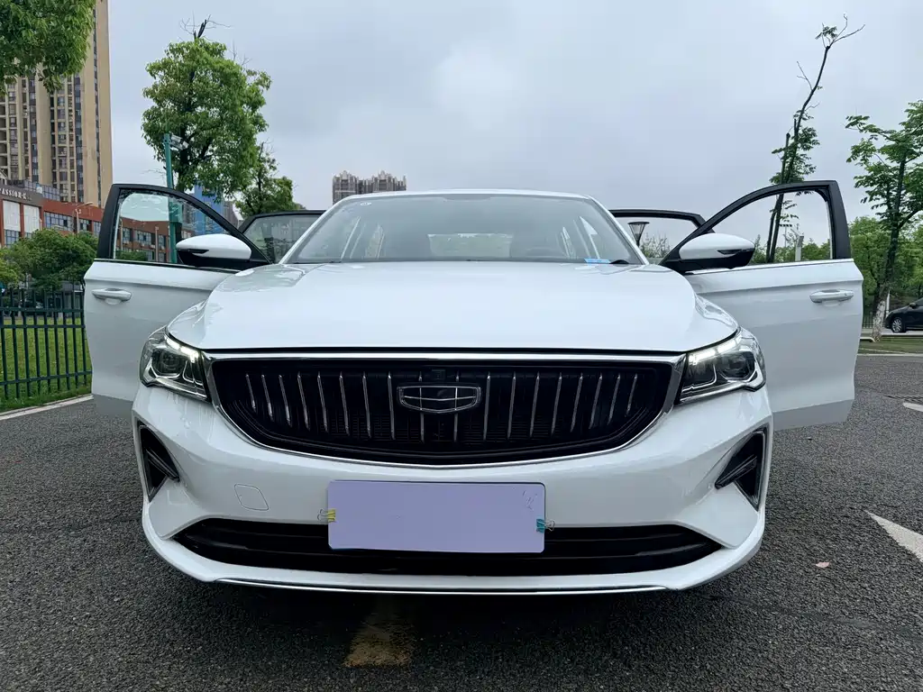 Geely Emgrand — фотографии объявления, Фото 21
