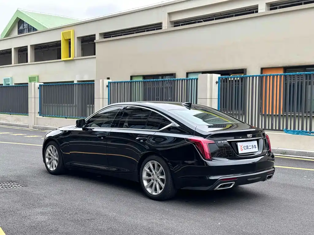 Cadillac CT5 2020 28T Fashion