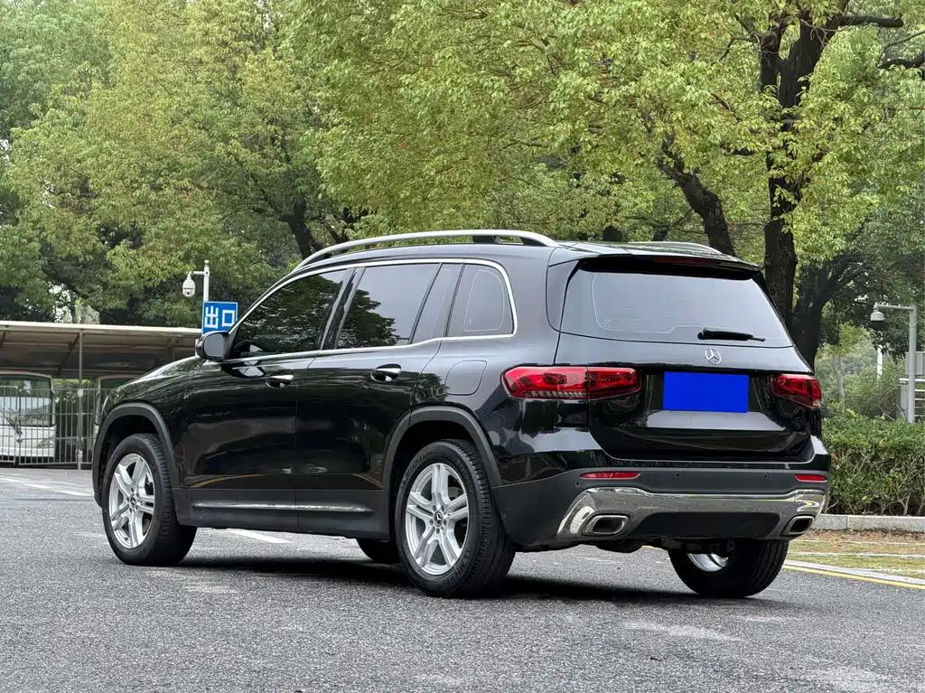 Mercedes-Benz GLB — миниатюра 4