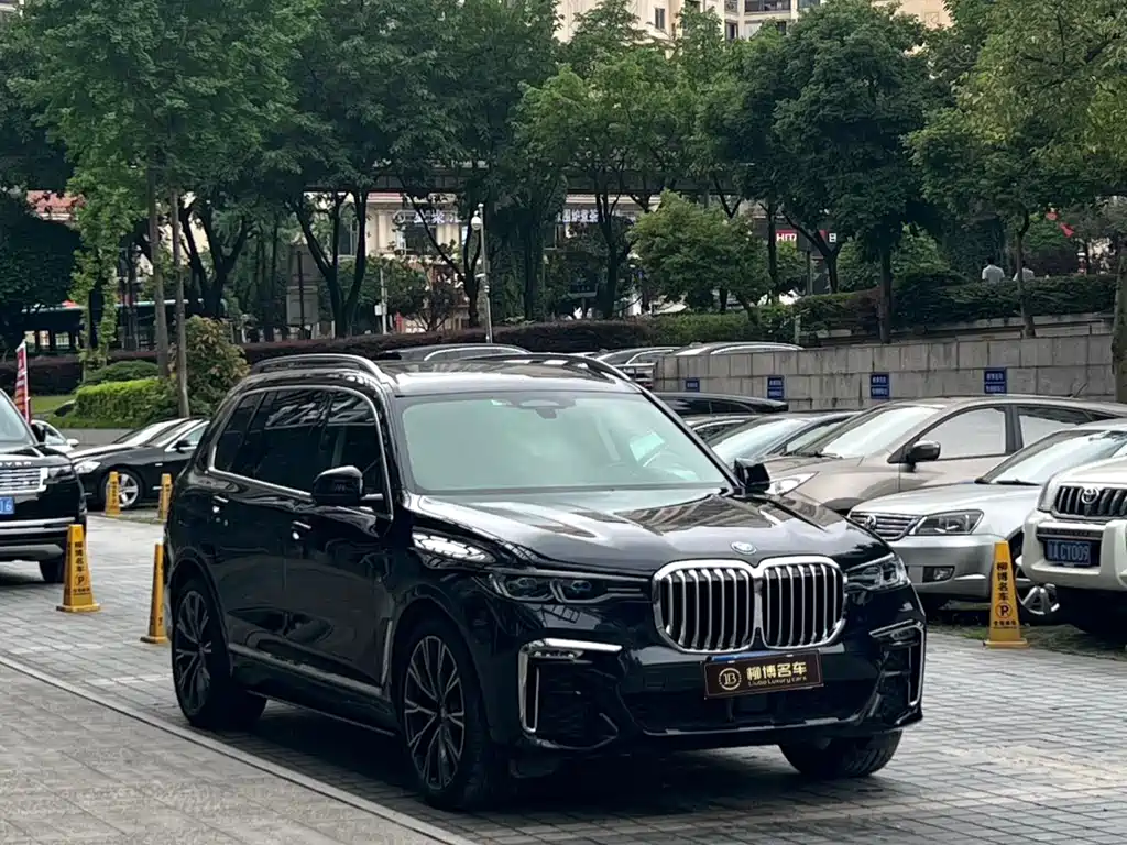 BMW X7 2021 xDrive40i Executive M Sport