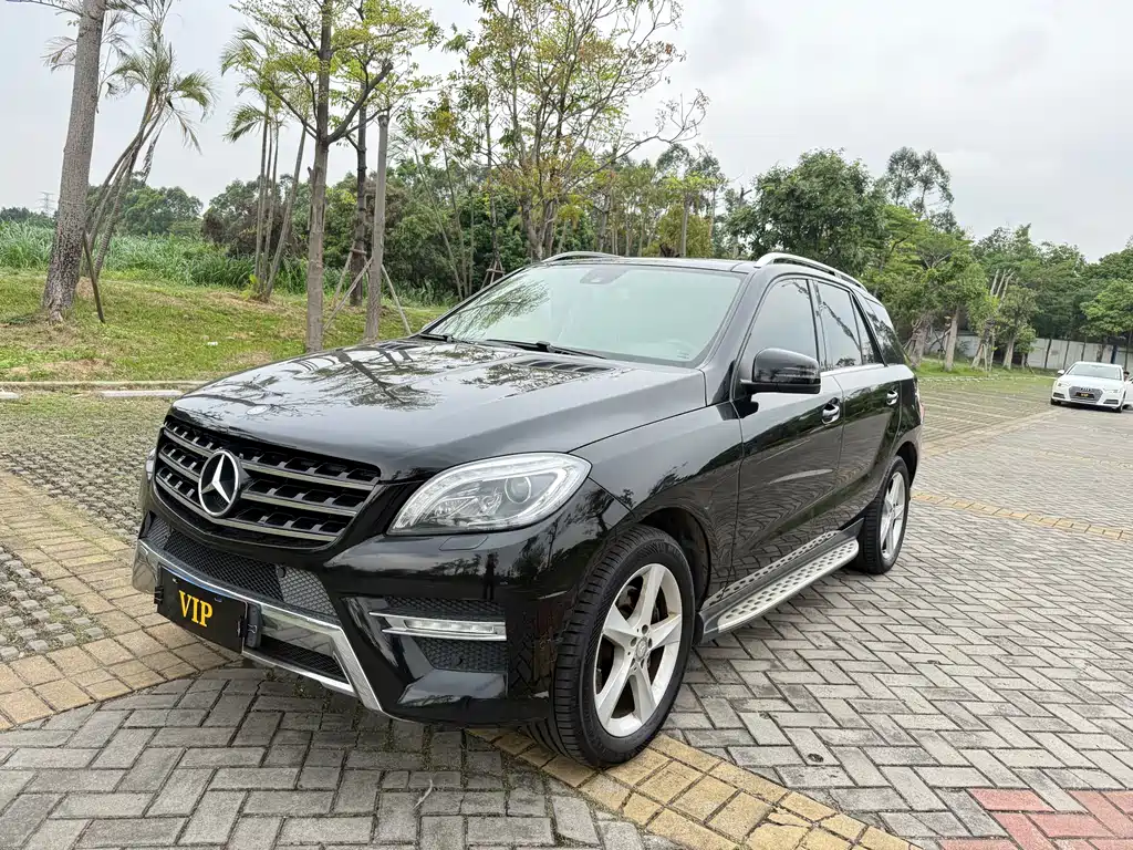 Mercedes-Benz M-Class 2015