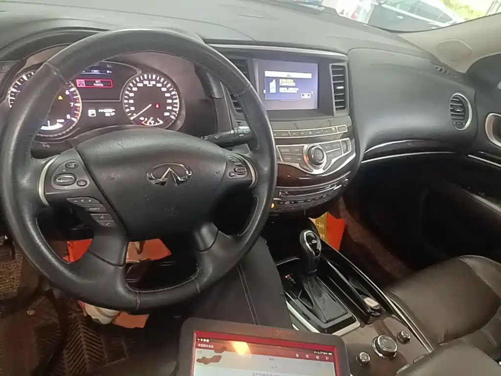 Infiniti QX60 2016 2.5 S/C Hybrid V
