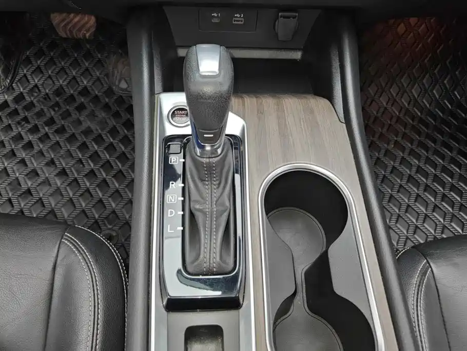 Nissan Teana — миниатюра 16