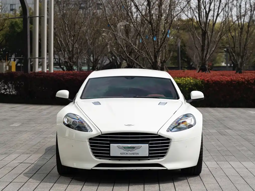 Aston Martin Rapide — миниатюра 2