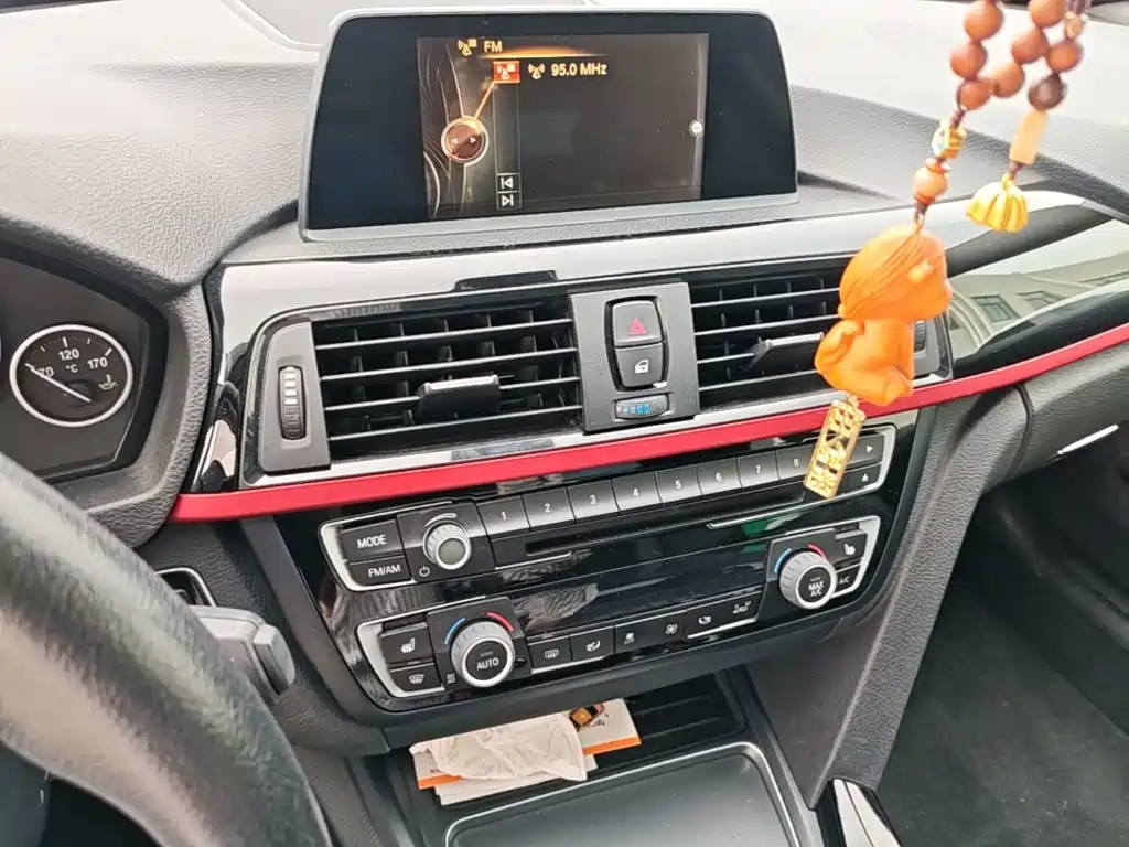BMW 4 Series — миниатюра 18