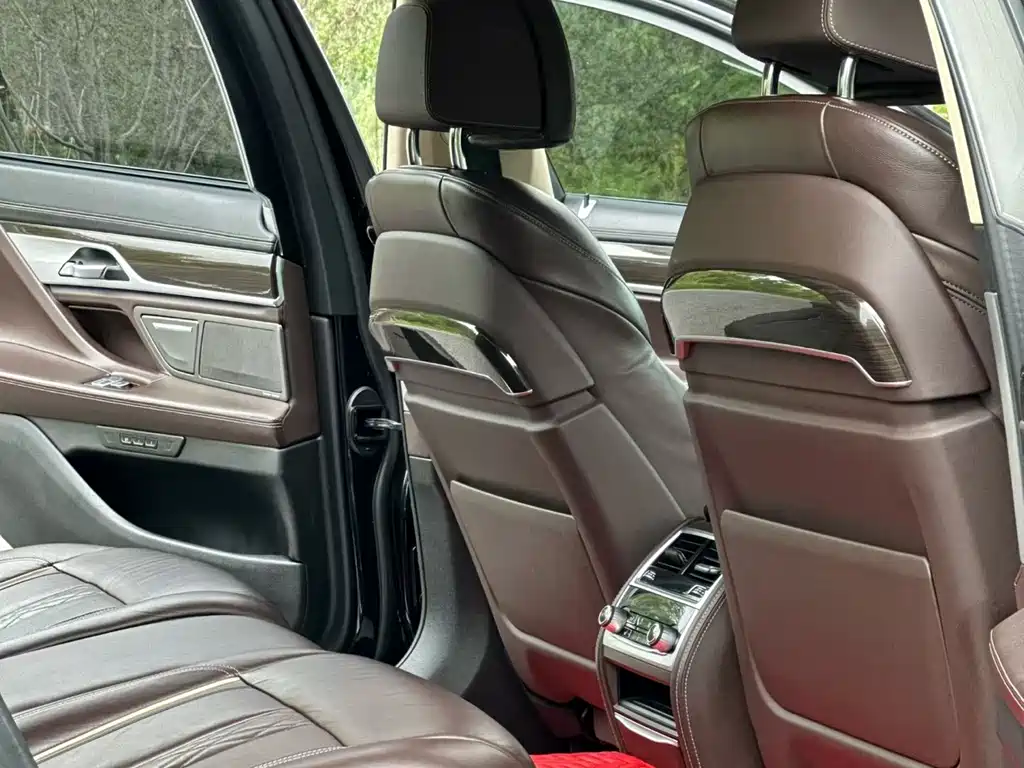 BMW 7 Series 7 2021 730Li Luxury