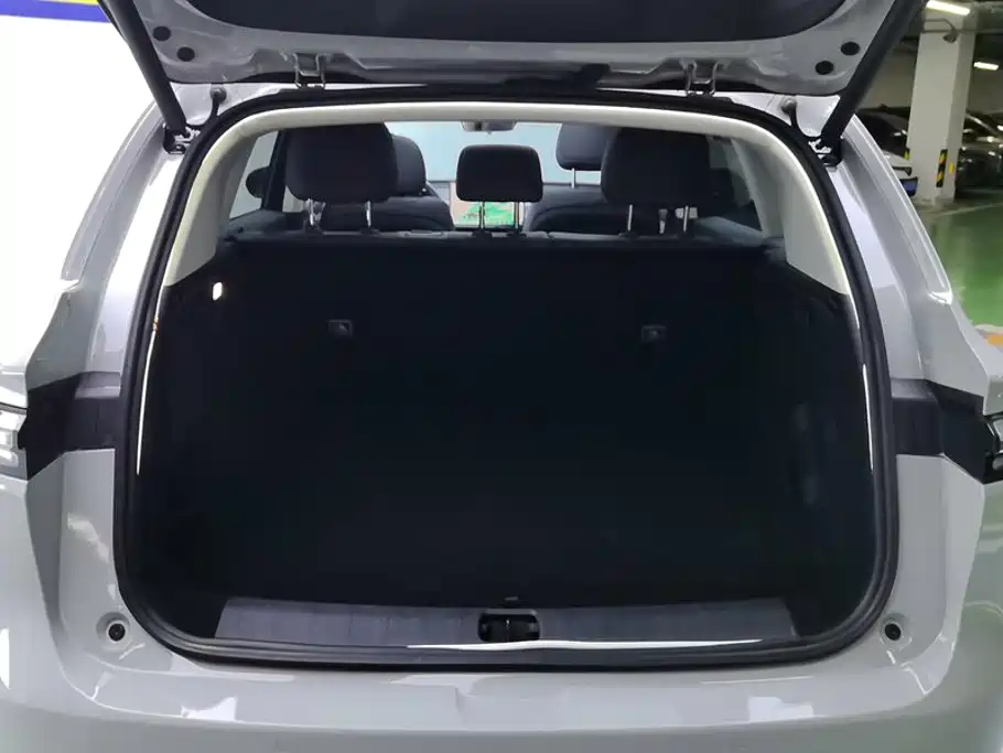 Leapmotor Leapmotor C10 — миниатюра 4