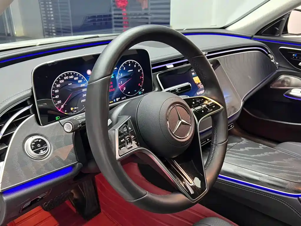 Mercedes-Benz E-Class (Import) — миниатюра 7