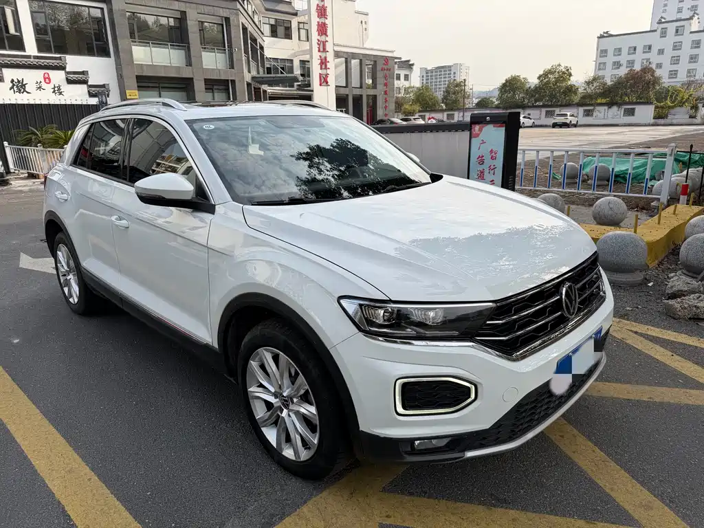 VOLKSWAGEN T ROC EXPLORING SONGS