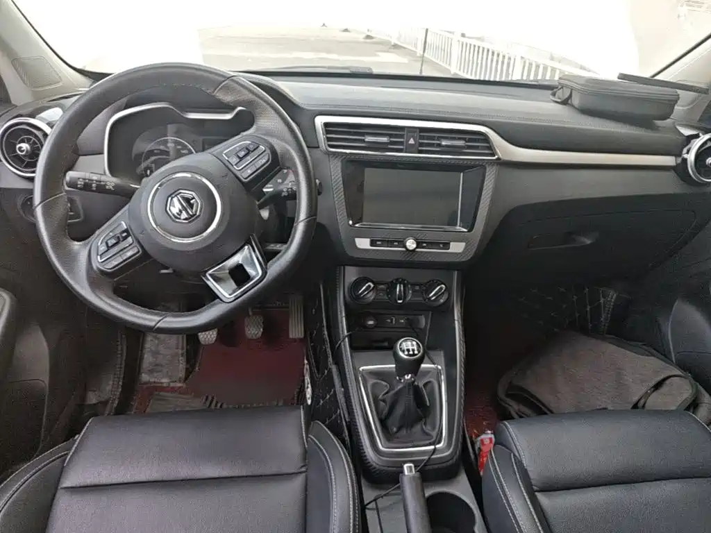 MG ZS — миниатюра 10