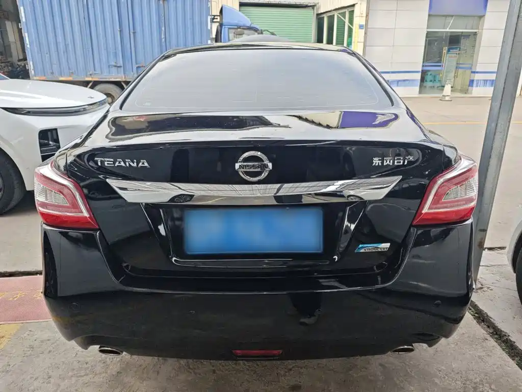Nissan Teana — миниатюра 6