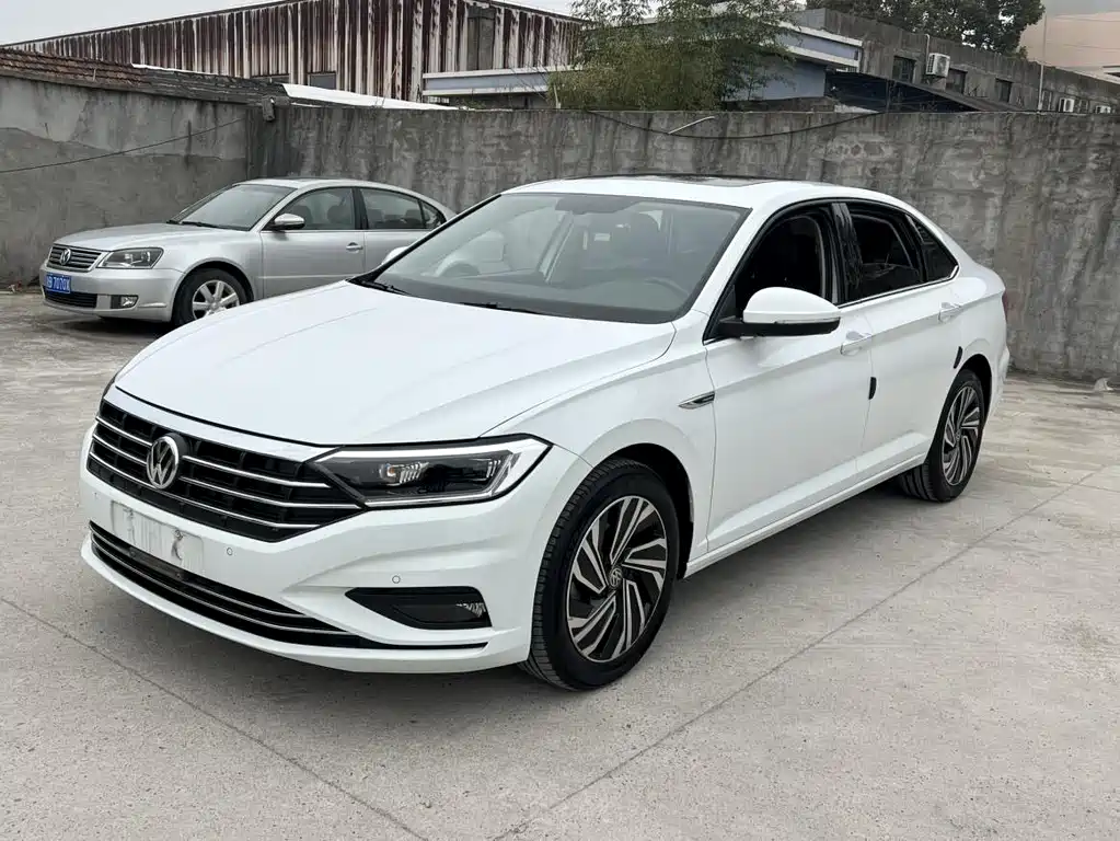 Volkswagen Sagitar 2021