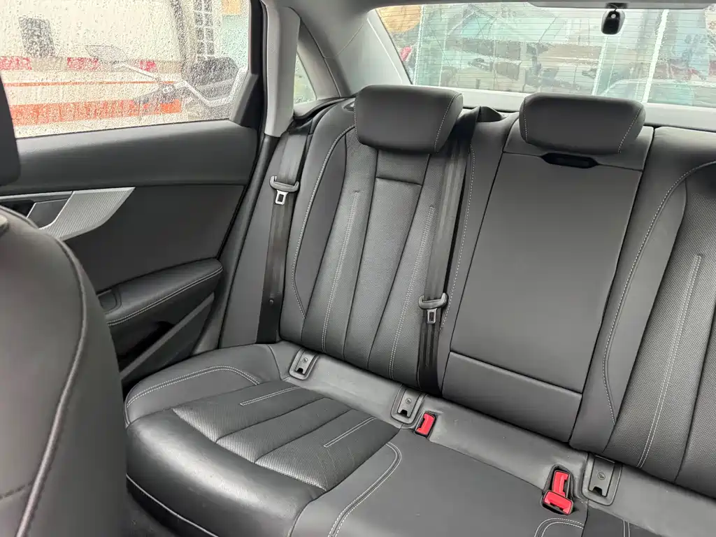 Audi A4L — миниатюра 9