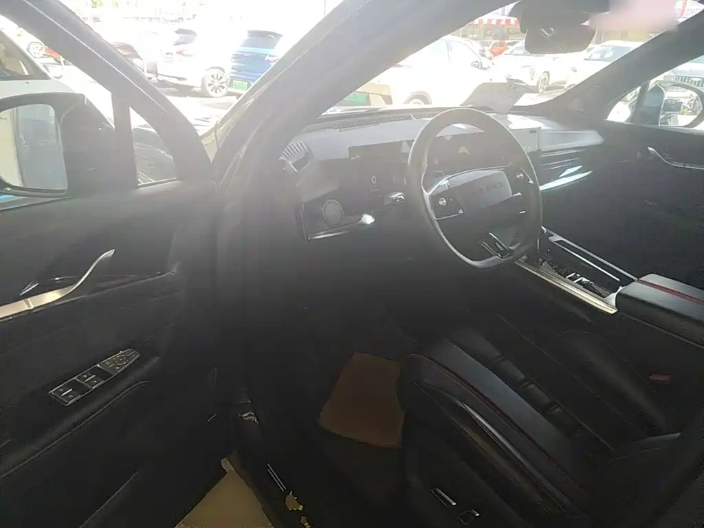 Roewe RX5 MAX — миниатюра 16