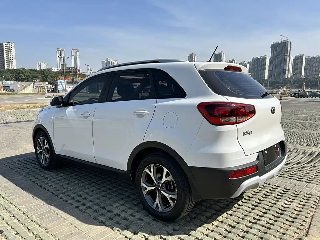 KIA KX3 PROUD RUN