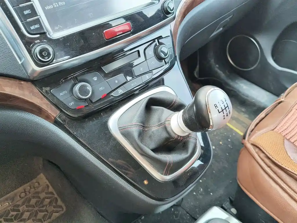 Haval H6 2015 Sport 1.5T MT Elite
