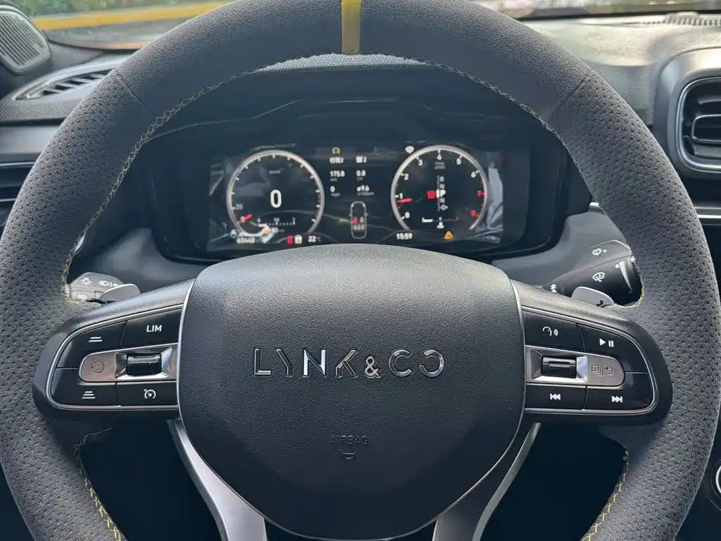 Lynk & Co 03 2020 2.0TD AT Pro