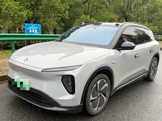 2024 Nio ES6