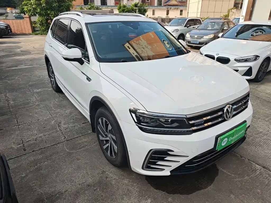 Volkswagen Tiguan L PHEV — миниатюра 4
