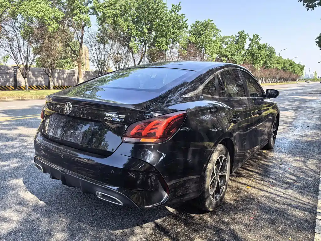 MG MG5 — миниатюра 4