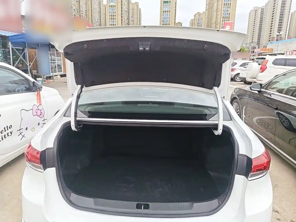 Buick Excelle — миниатюра 19