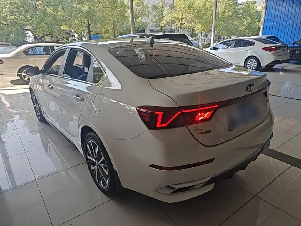 Kia K3 — миниатюра 5