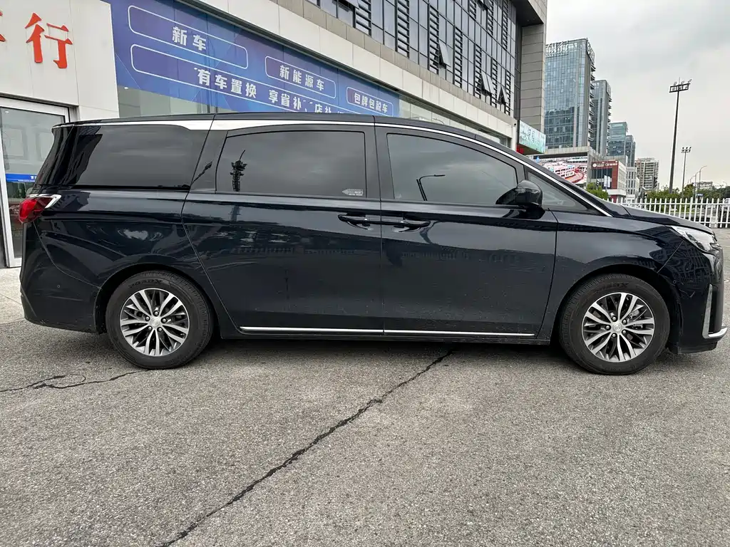 Buick GL8 2023 ES Premium