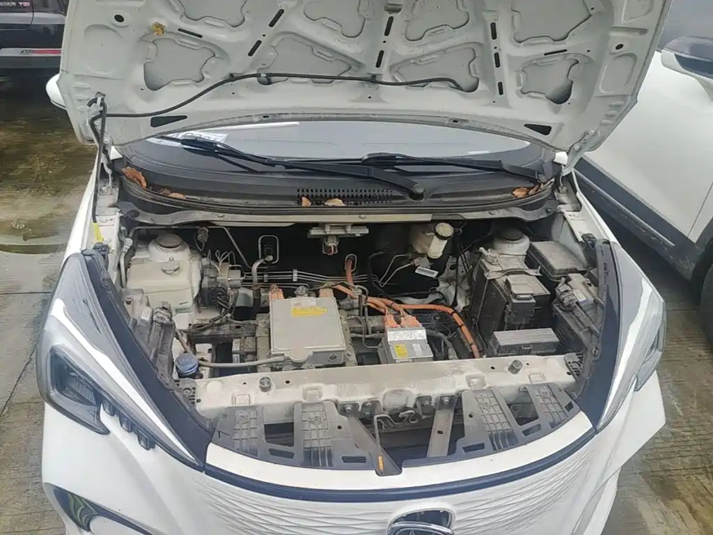 Changan Benben E-Star — миниатюра 20