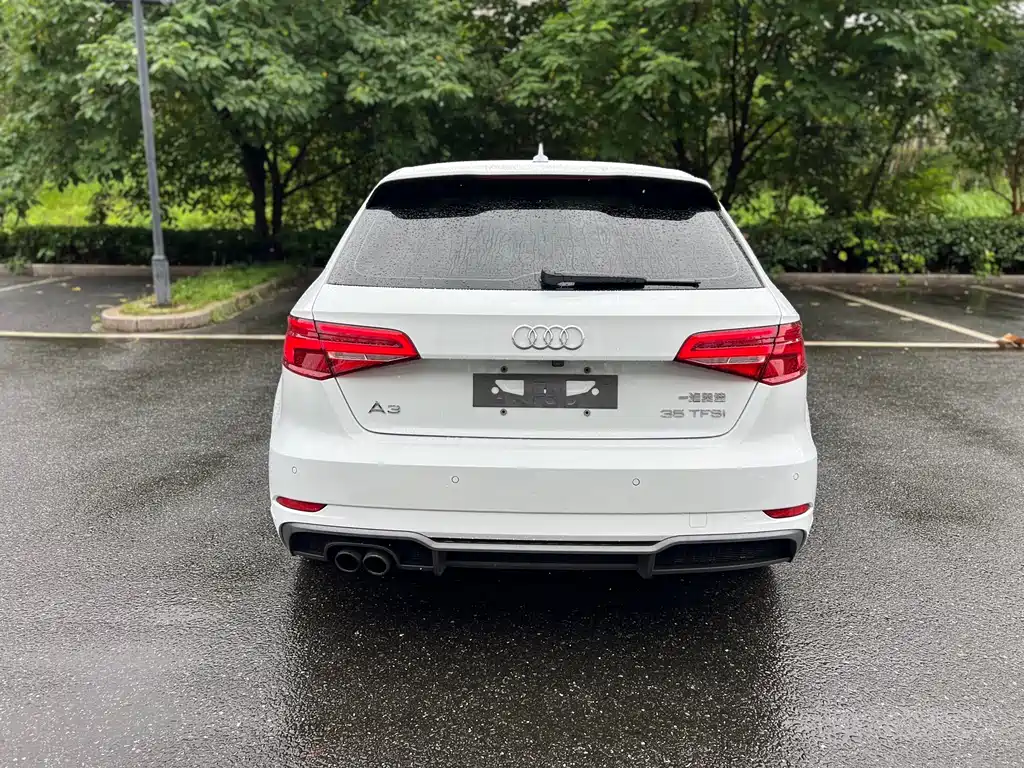 Audi A3 2018 30 Sportback 35 TFSI Fashion