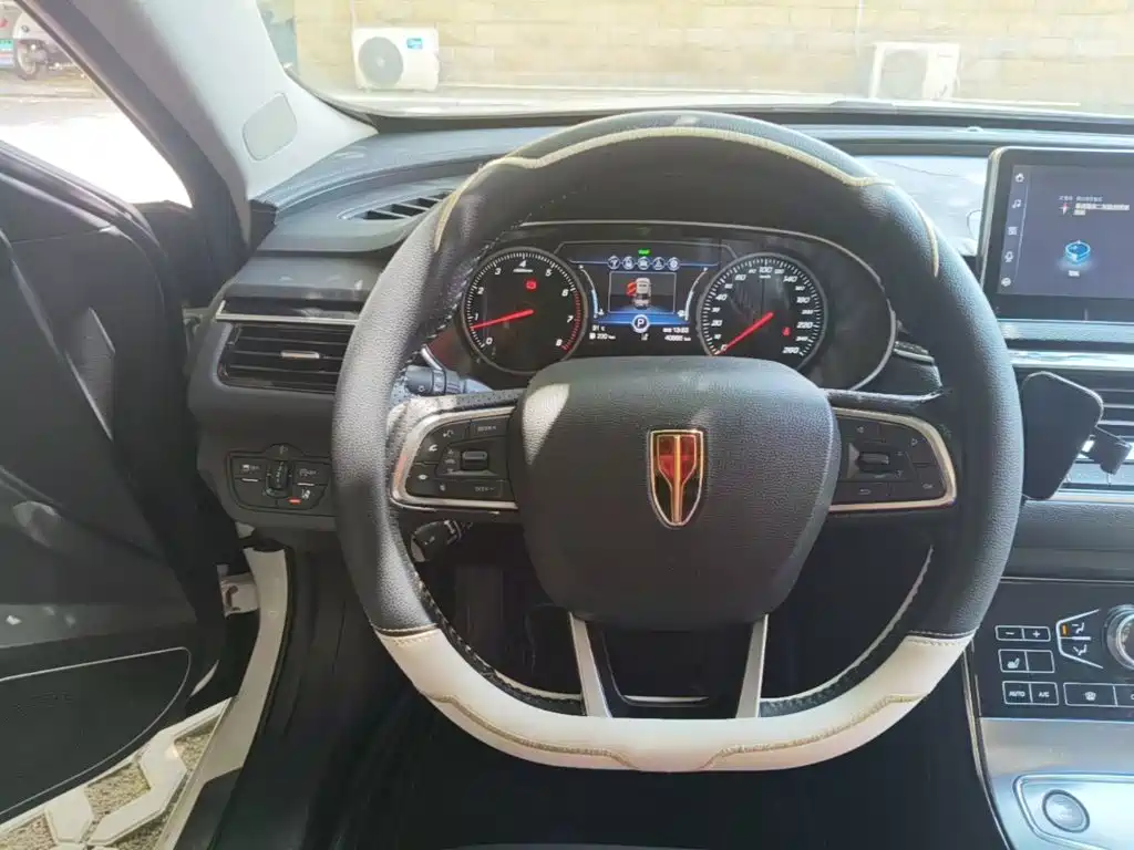 Hongqi H5 2020 1.8T AT