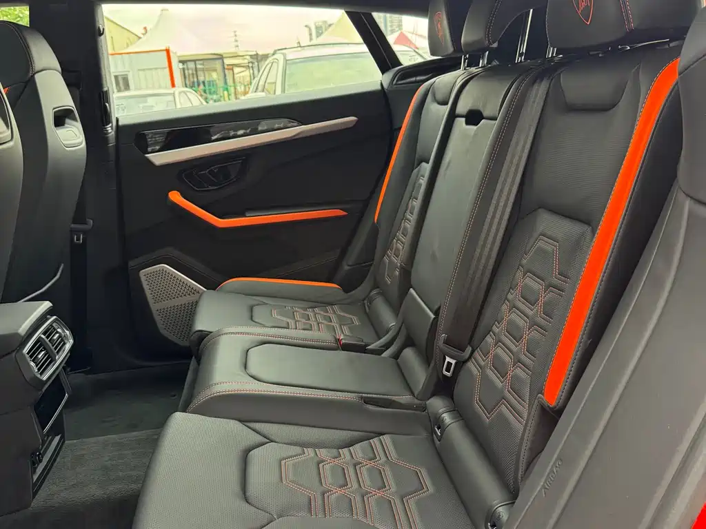 Lamborghini Urus SE 2025 4.0T Standard