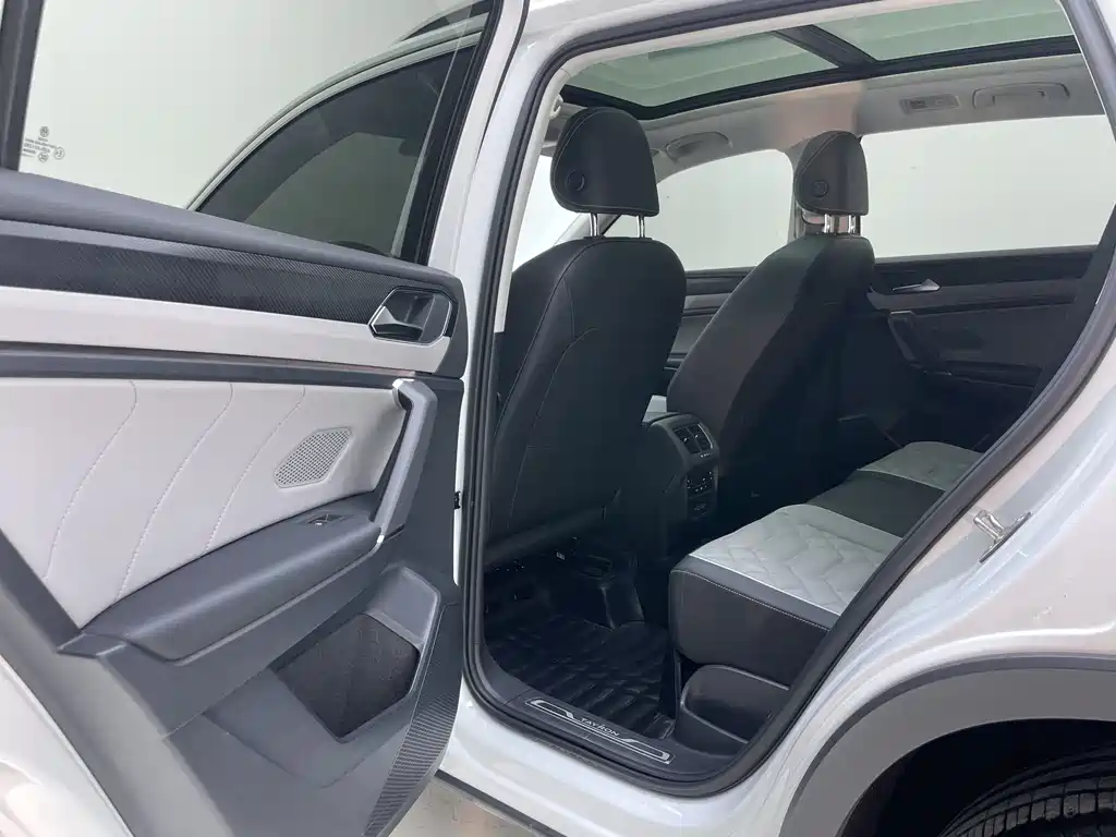 Volkswagen Tayron 2023 280TSI Luxury Plus