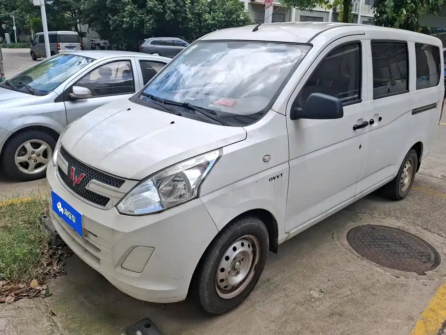 Wuling Rongguang V — миниатюра 2