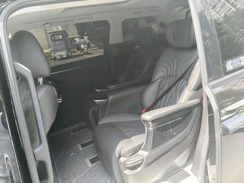 GAC Motor Trumpchi M8 — миниатюра 6