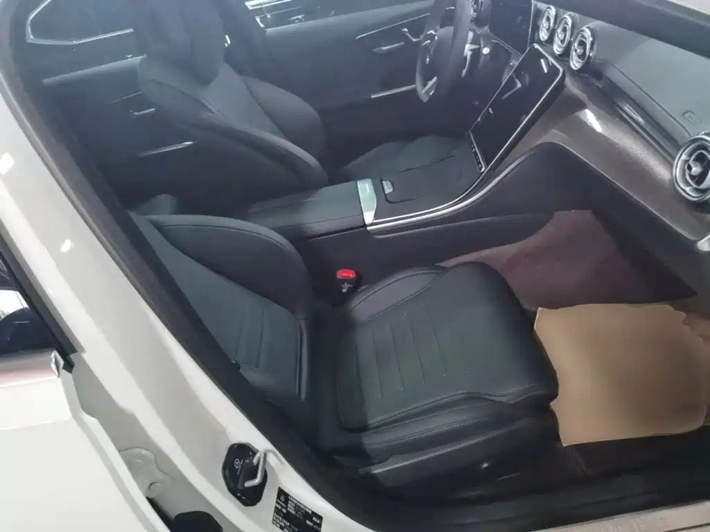 Mercedes-Benz C-Class — миниатюра 25